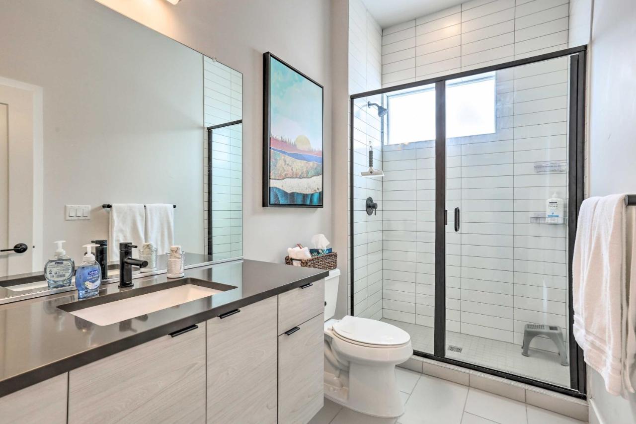 Trendy Denver Townhome - Walk To Mile High Stadium Экстерьер фото